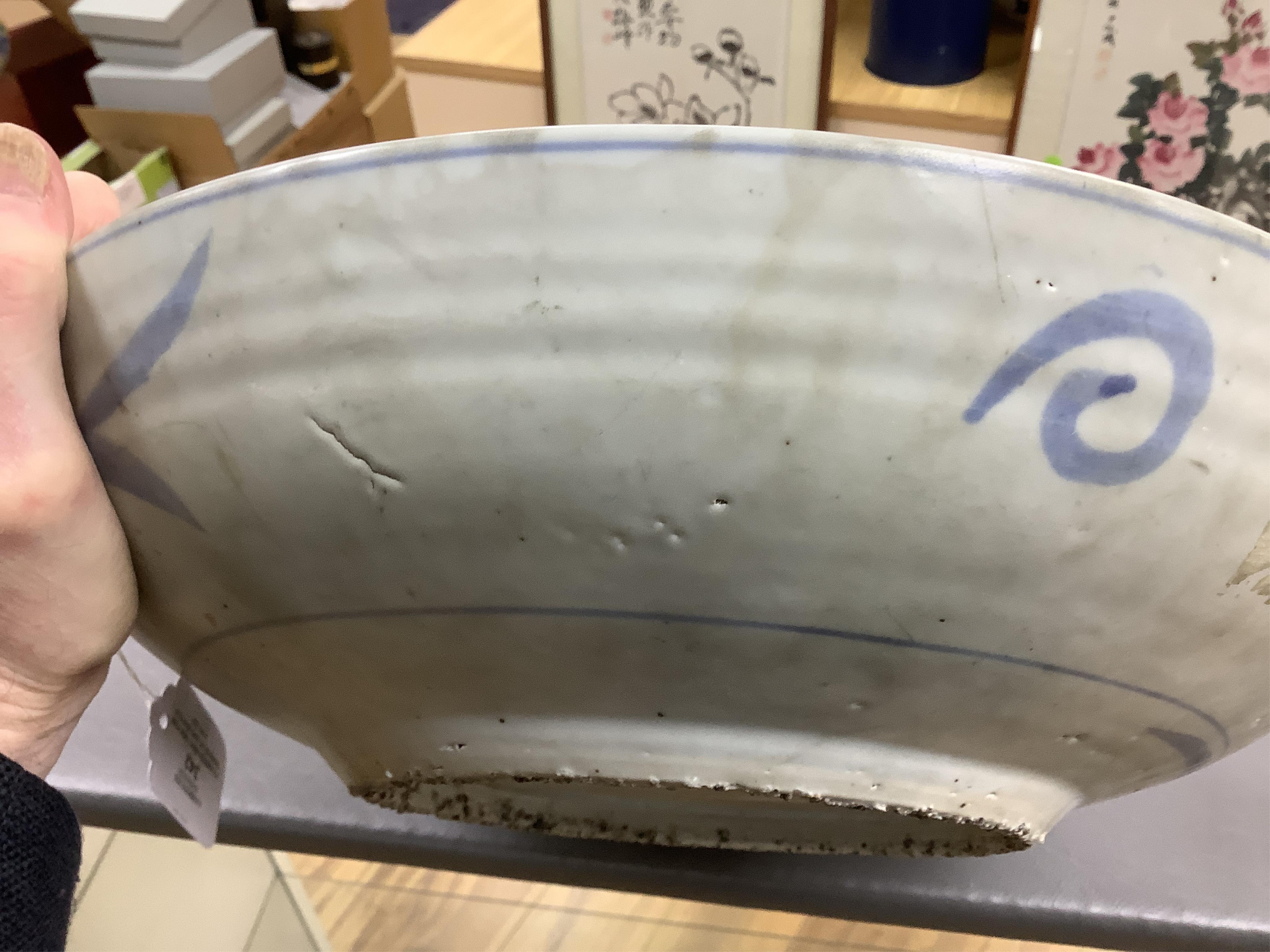 A Chinese Ming Swatow ware blue and white dish, Zhangzhou, early 17th century, 36cm diameter